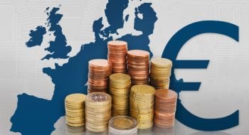 (9) Euro and Monetary Policy